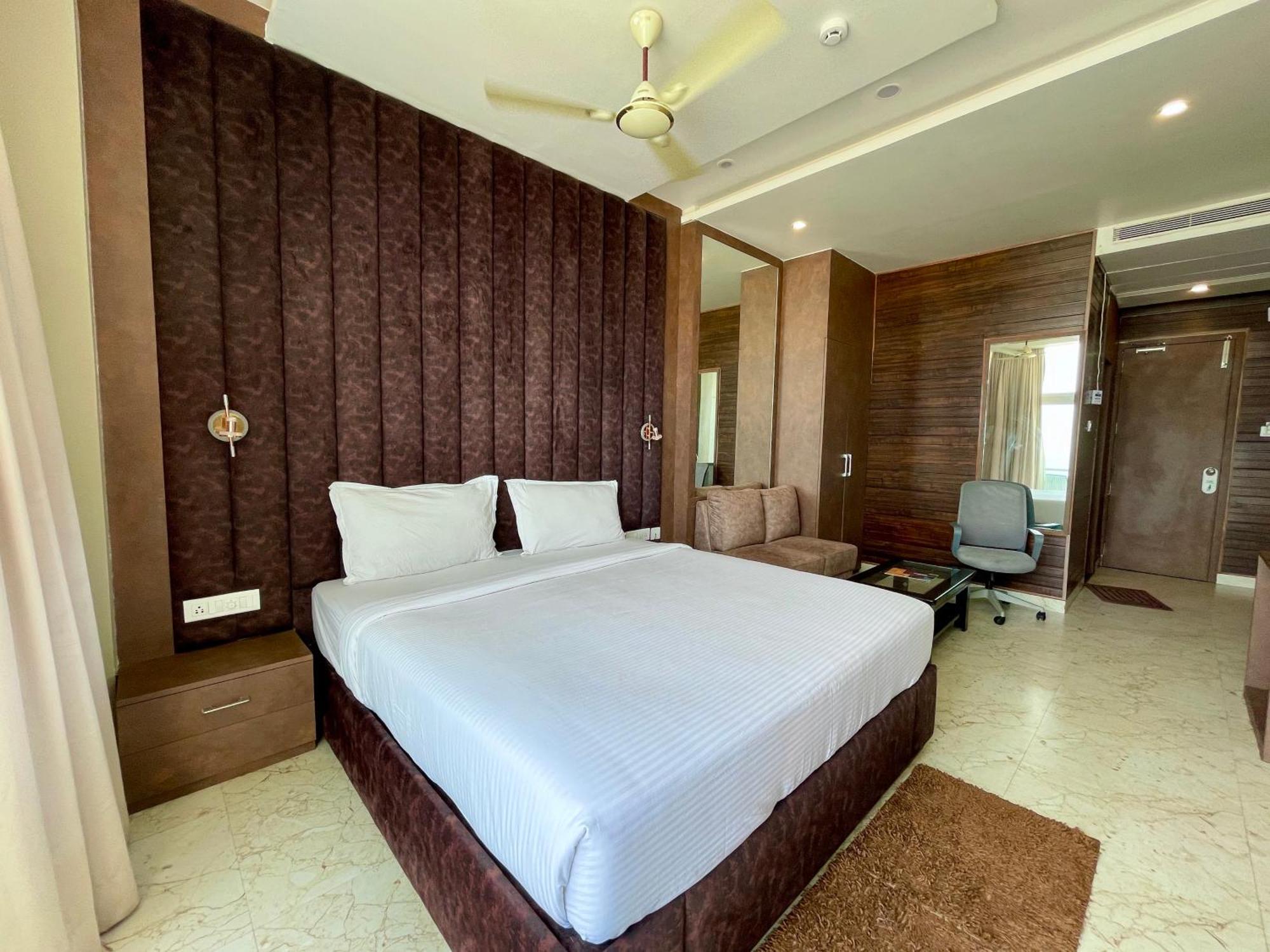 Hotel Tbs In Puri Ngoại thất bức ảnh